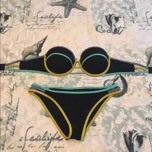 Victoria’s Secret bathing suit 36C tops M bottoms
